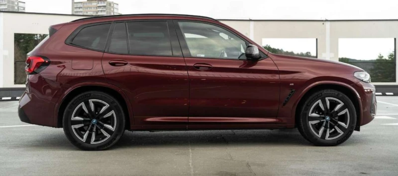 BMW iX3 M Sport, снимка 5 - Автомобили и джипове - 53074522