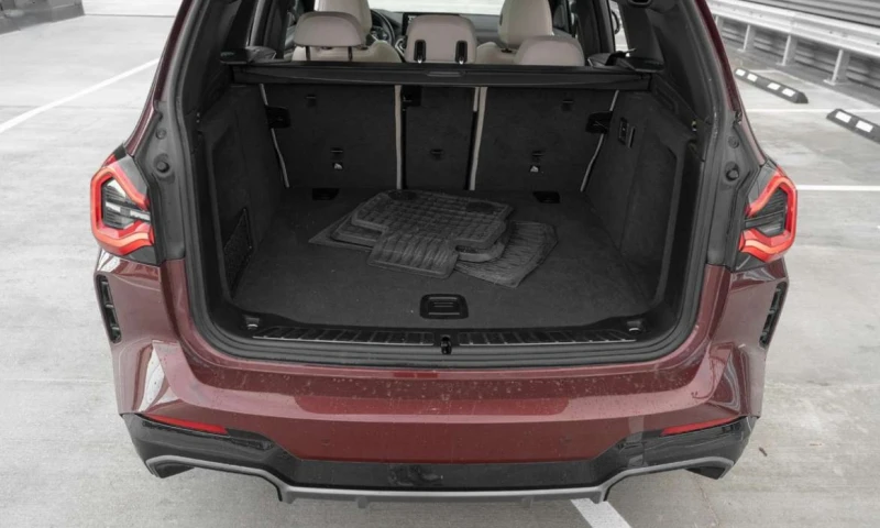 BMW iX3 M Sport, снимка 7 - Автомобили и джипове - 53074522