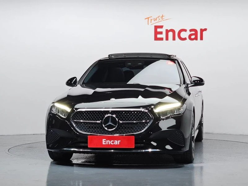 Mercedes-Benz E 200 E200 Avantgarde| 197к.с.| ВКЛ.ТЕХНОТЕСТ, снимка 3 - Автомобили и джипове - 55401986