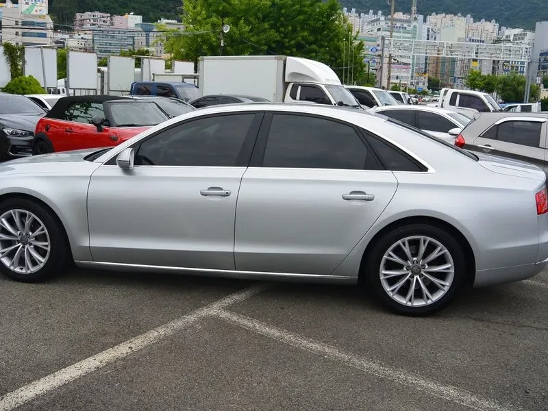 Audi A8 3.0 TDI Quattro - САМО 30% АВАНС, снимка 9 - Автомобили и джипове - 55947867