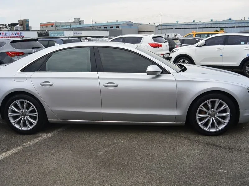 Audi A8 3.0 TDI Quattro - САМО 30% АВАНС, снимка 4 - Автомобили и джипове - 55947867