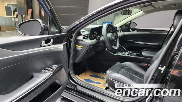 Kia K5, снимка 11 - Автомобили и джипове - 56082264