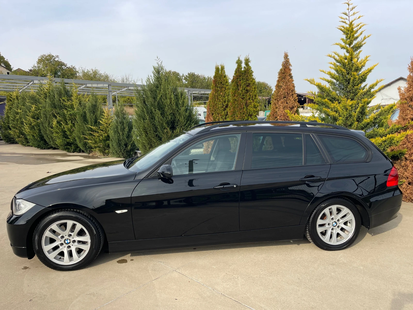 BMW 320 Автомат - изображение 4