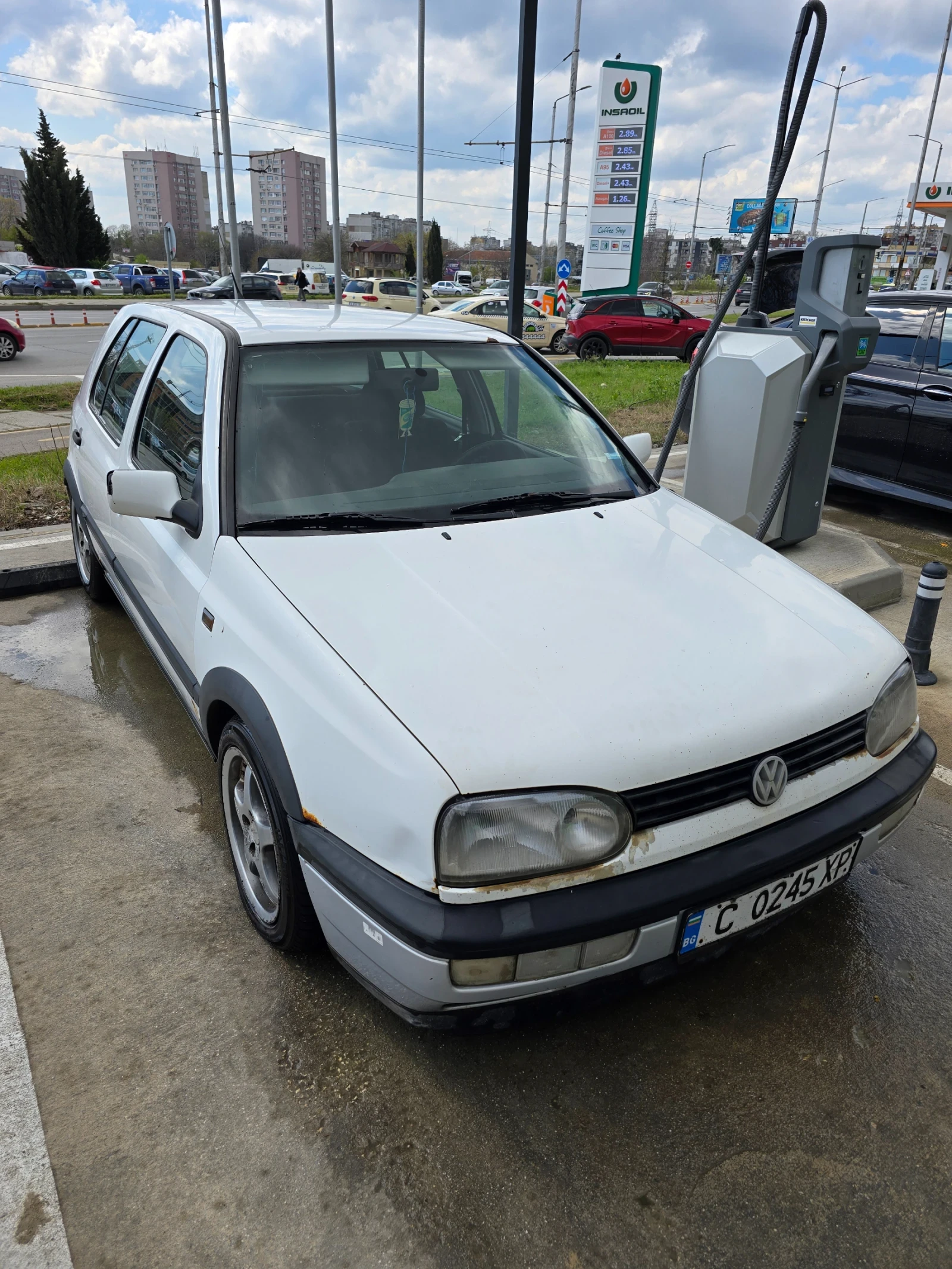 VW Golf 1.6 GTI | Mobile.bg — изображение 1