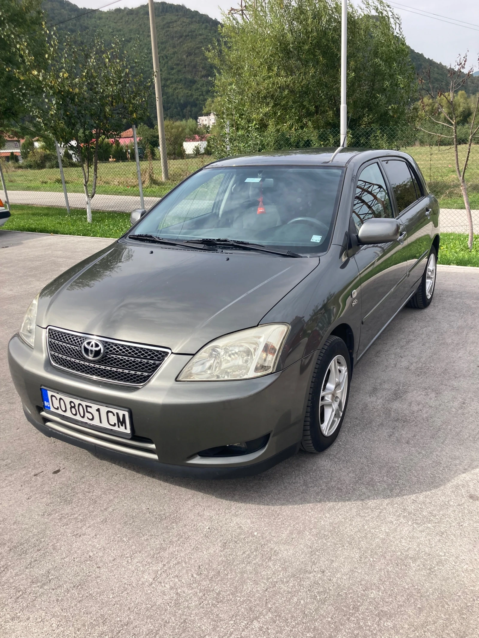 Toyota Corolla  - изображение 2