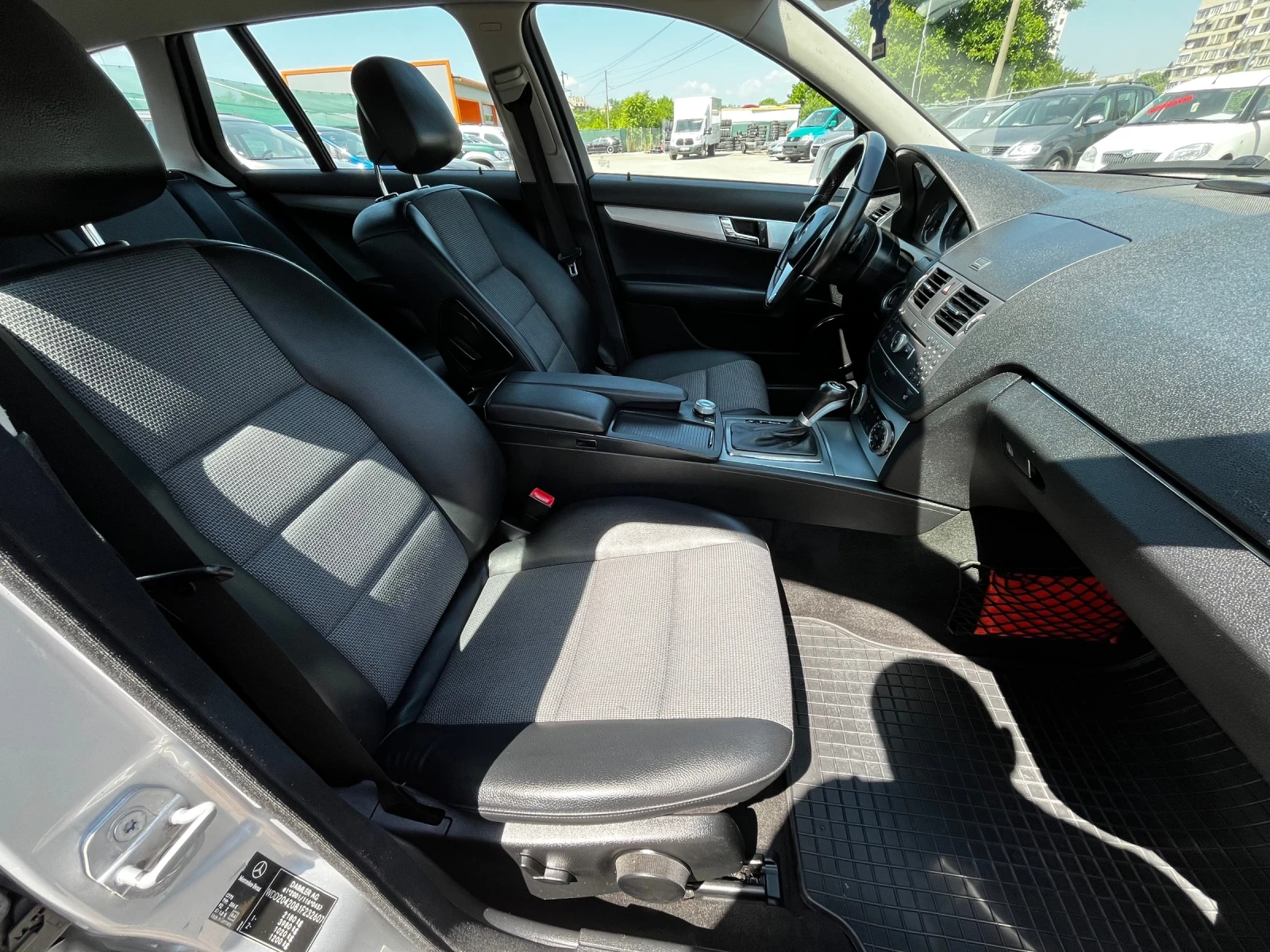 Mercedes-Benz C 220 170кс Авантгард 646 - изображение 10