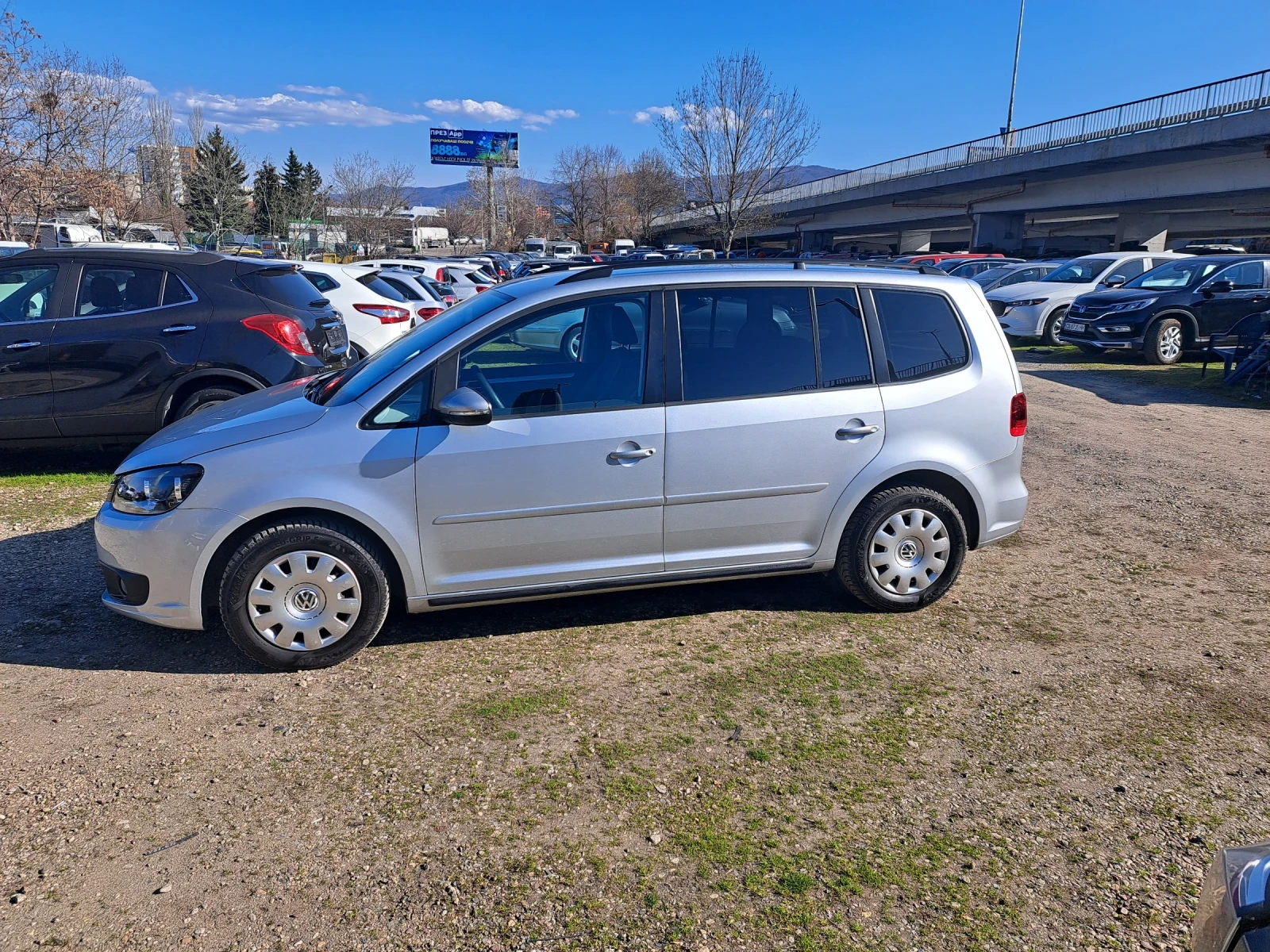 VW Touran 1.6tdi 105 k.s. | Mobile.bg � ����������� 3
