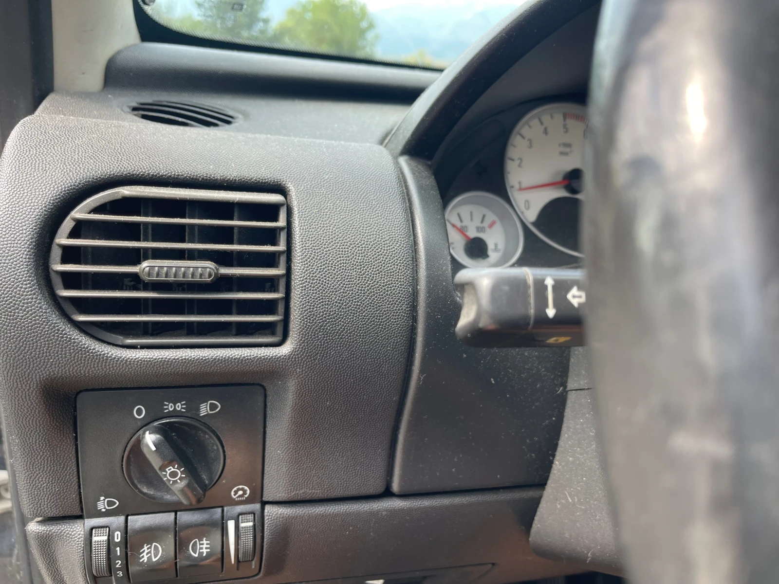 Opel Corsa 1.7 DTI | Mobile.bg — изображение 10