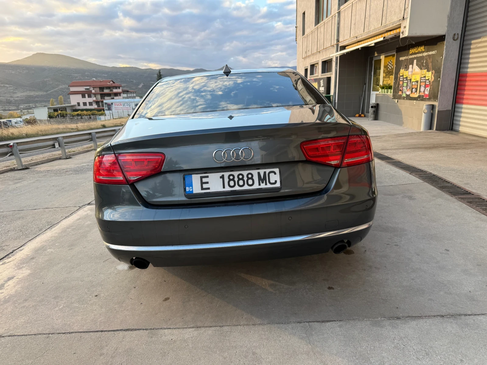 Audi A8 A8 4.2 TDI LONG - изображение 4