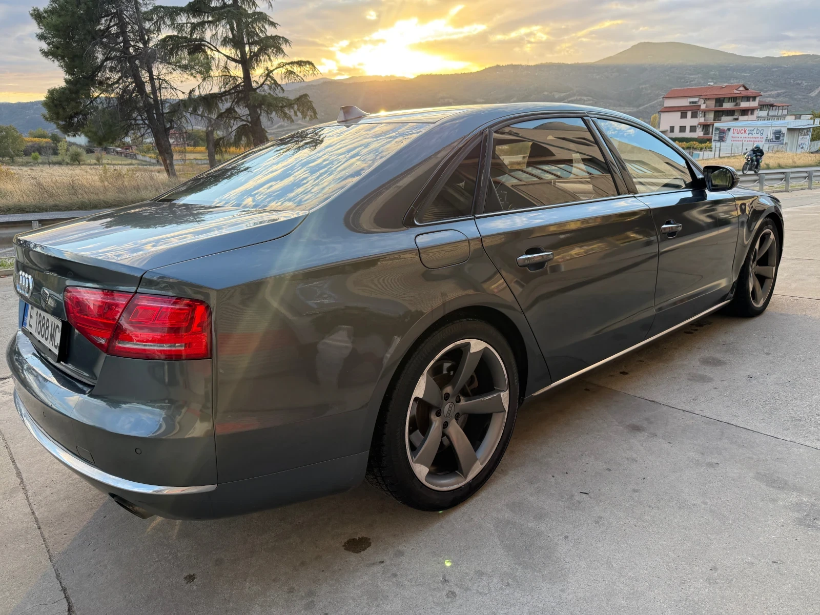 Audi A8 A8 4.2 TDI LONG - изображение 6