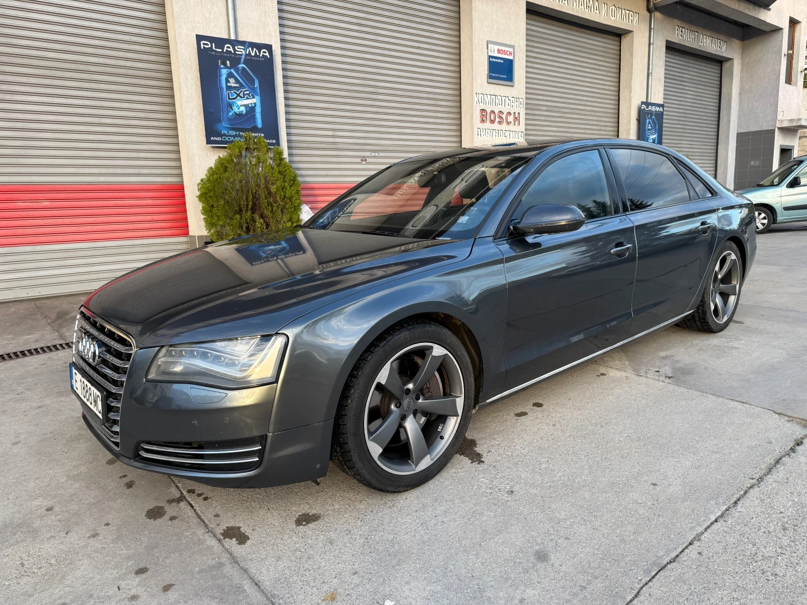 Audi A8 A8 4.2 TDI LONG - изображение 2