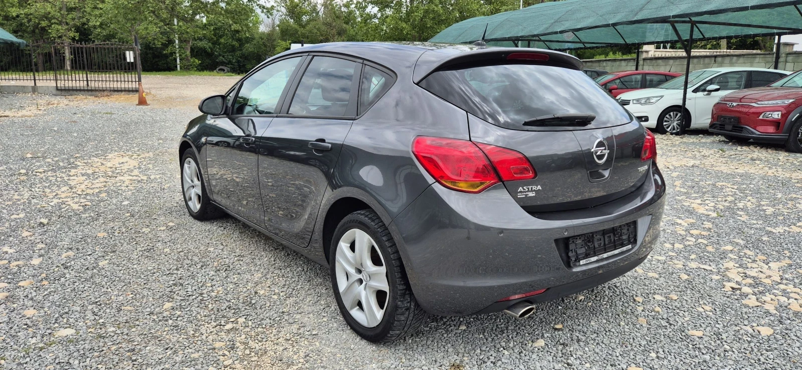Opel Astra 1.4 NAVIGACIA, снимка 9 - Автомобили и джипове - 52990307