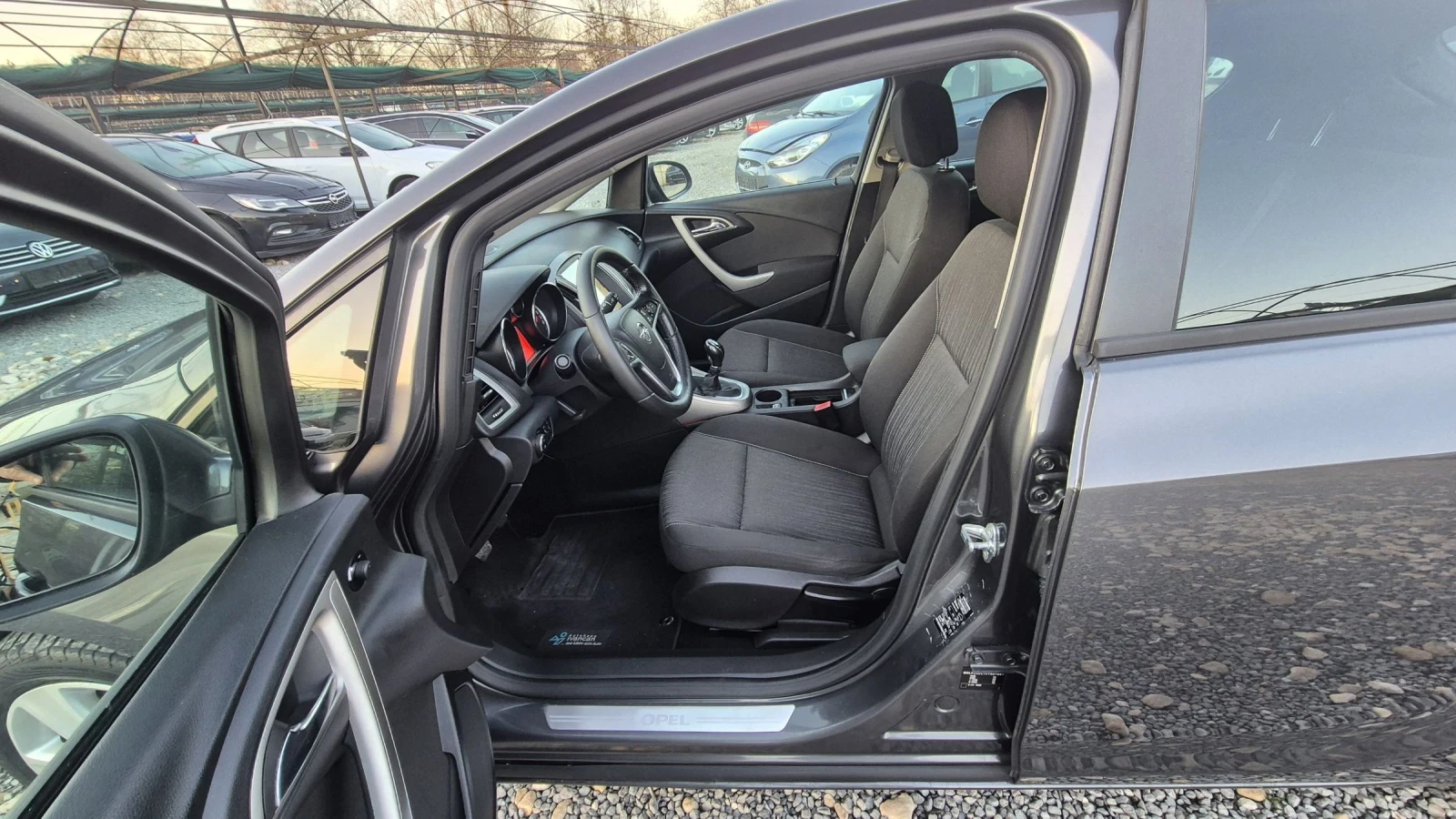 Opel Astra 1.4 NAVIGACIA - изображение 9