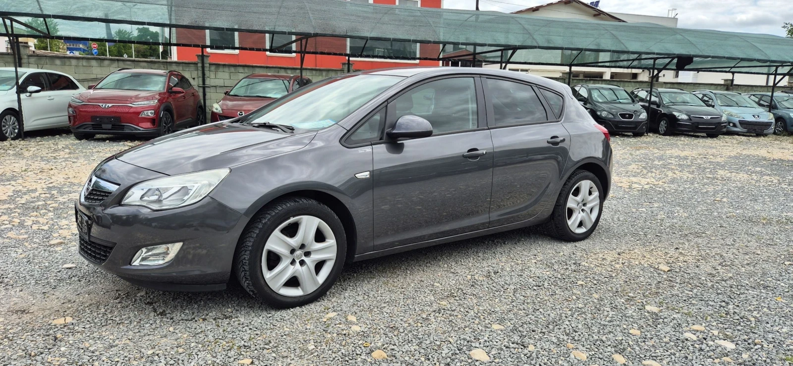 Opel Astra 1.4 NAVIGACIA, снимка 5 - Автомобили и джипове - 52990307