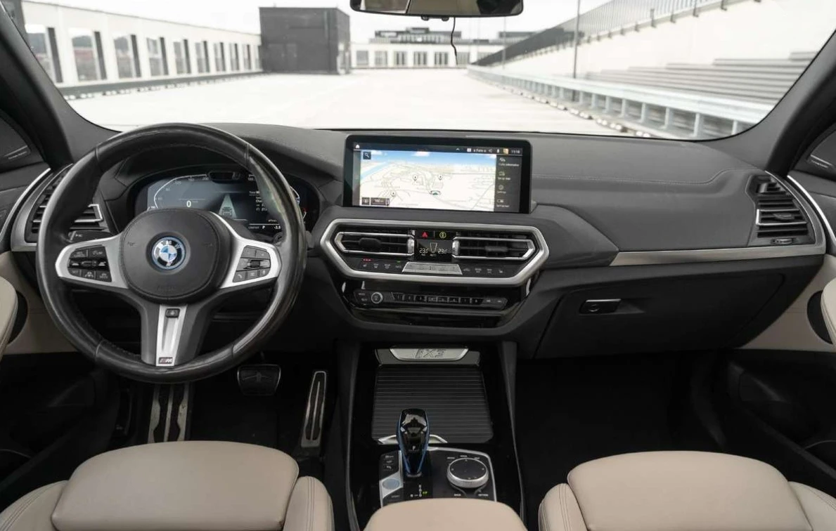 BMW iX3 M Sport - изображение 10