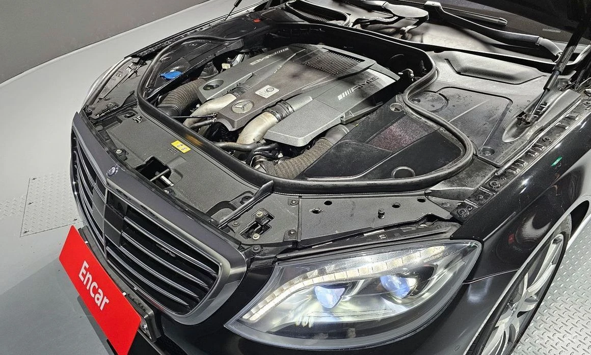 Mercedes-Benz CLS 63 AMG  - изображение 6