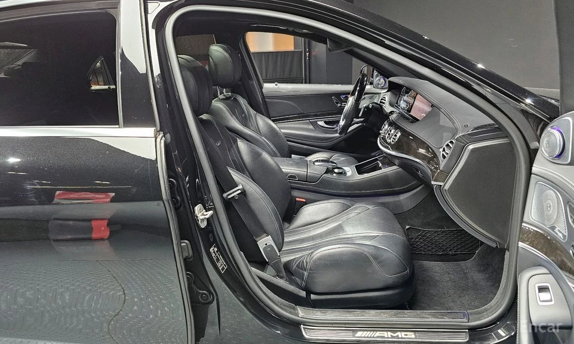 Mercedes-Benz CLS 63 AMG  - изображение 10