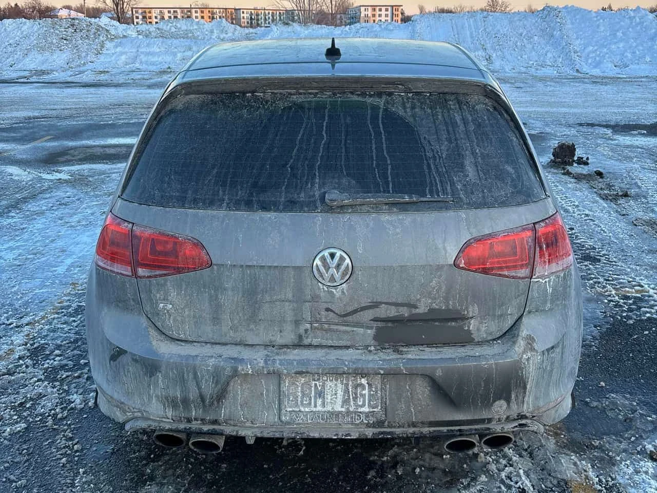 VW Golf  R/ CARFAX / CAMERA / HEATED SEATS | Mobile.bg � ����������� 4