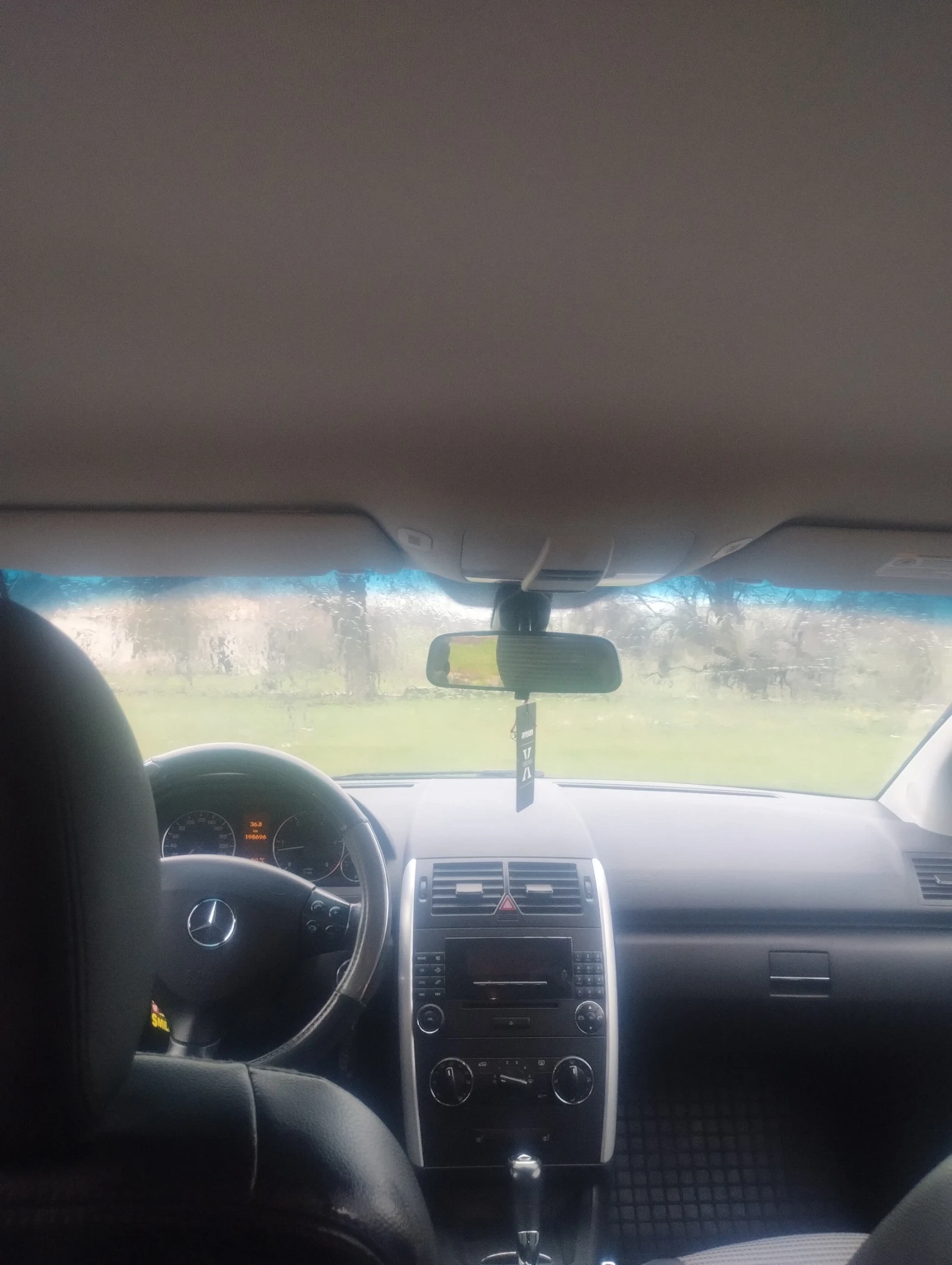 Mercedes-Benz A 200, снимка 7 - Автомобили и джипове - 54011932