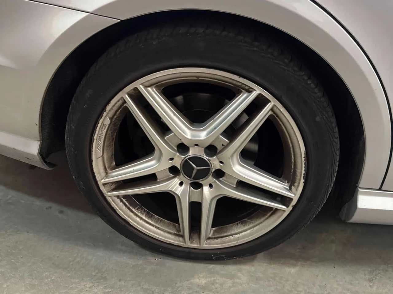 Mercedes-Benz E 350 AMG LINE/CARFAX/ПОДГРЕВ/ОБДУХ/ПАМЕТ/ПАНО, снимка 15 - Автомобили и джипове - 54068909