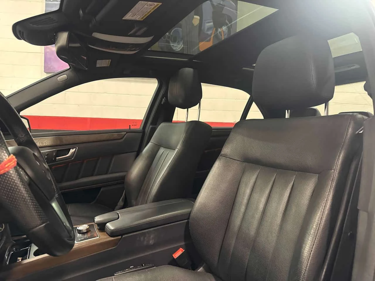 Mercedes-Benz E 350 AMG LINE/CARFAX/ПОДГРЕВ/ОБДУХ/ПАМЕТ/ПАНО, снимка 12 - Автомобили и джипове - 54068909