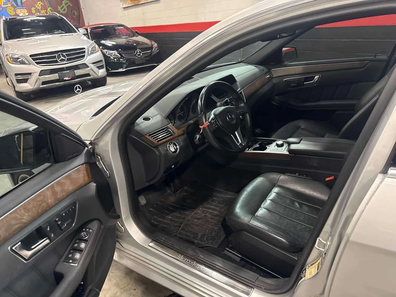 Mercedes-Benz E 350 AMG LINE/CARFAX/ПОДГРЕВ/ОБДУХ/ПАМЕТ/ПАНО, снимка 7 - Автомобили и джипове - 54068909