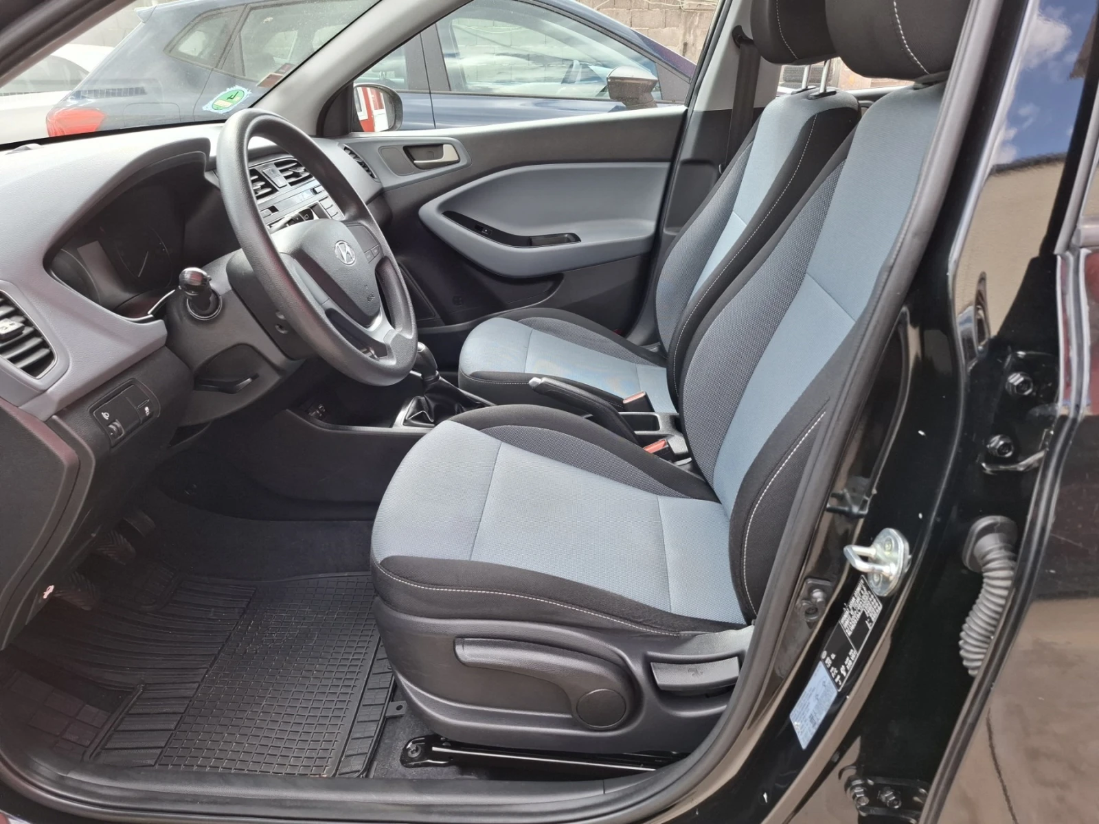 Hyundai I20 1.2 * 155420 к.м. * EURO6, снимка 6 - Автомобили и джипове - 54124745