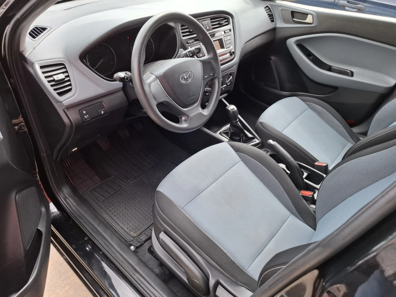 Hyundai I20 1.2 * 155420 к.м. * EURO6, снимка 5 - Автомобили и джипове - 54124745