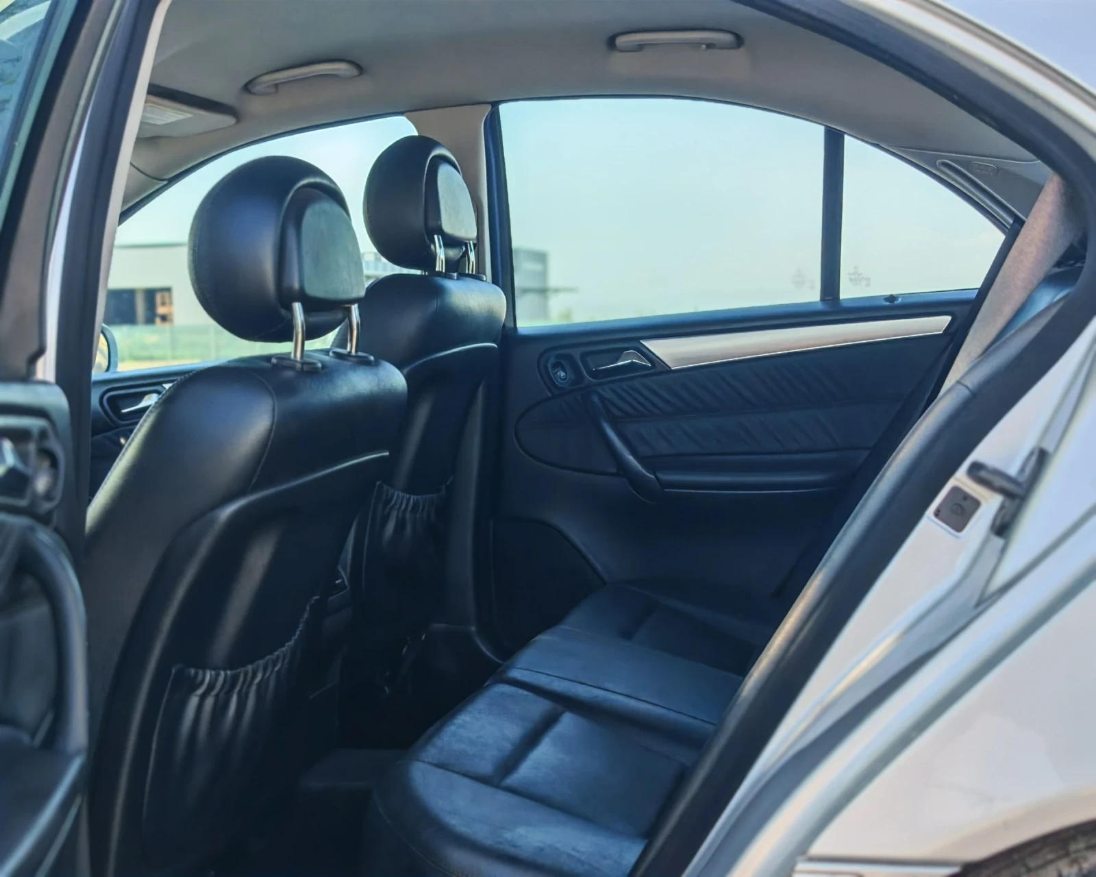 Mercedes-Benz C 200 2.2  ����� 122 �.�. �����! AVANTGARDE! ����! ����  | Mobile.bg � ����������� 12