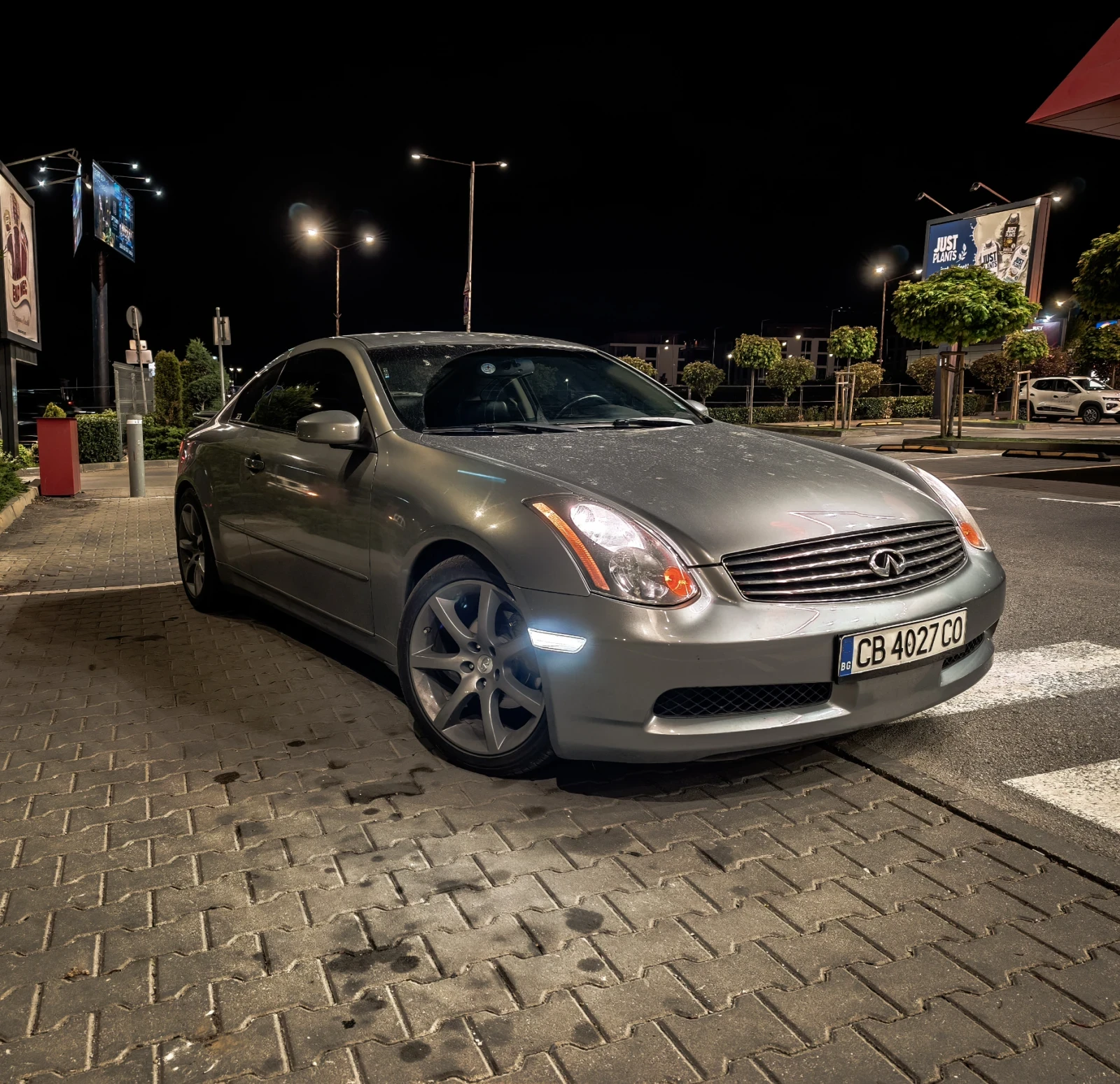 Nissan 350z, снимка 3 - Автомобили и джипове - 54486409
