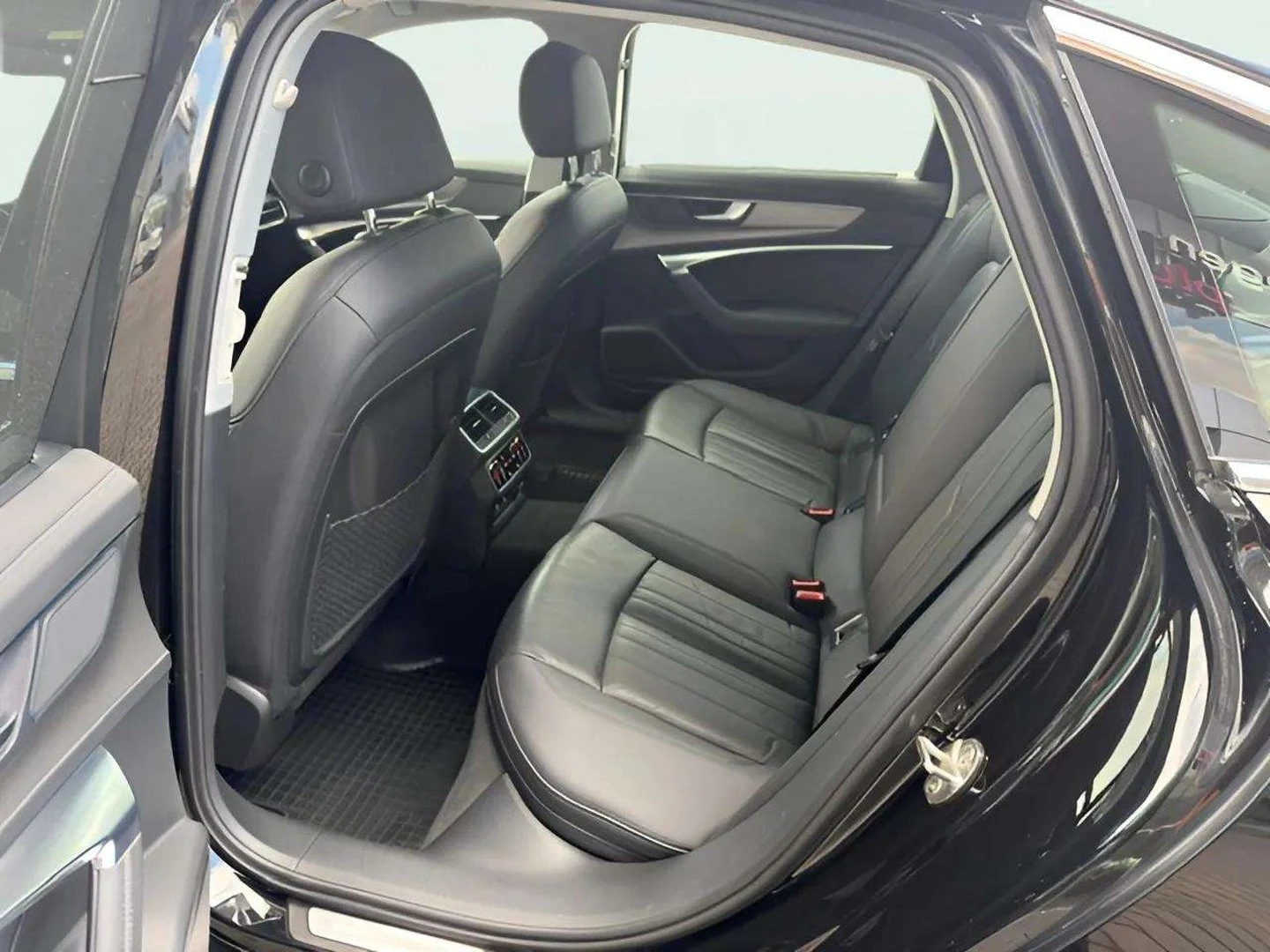 Audi A6, снимка 9 - Автомобили и джипове - 55401938