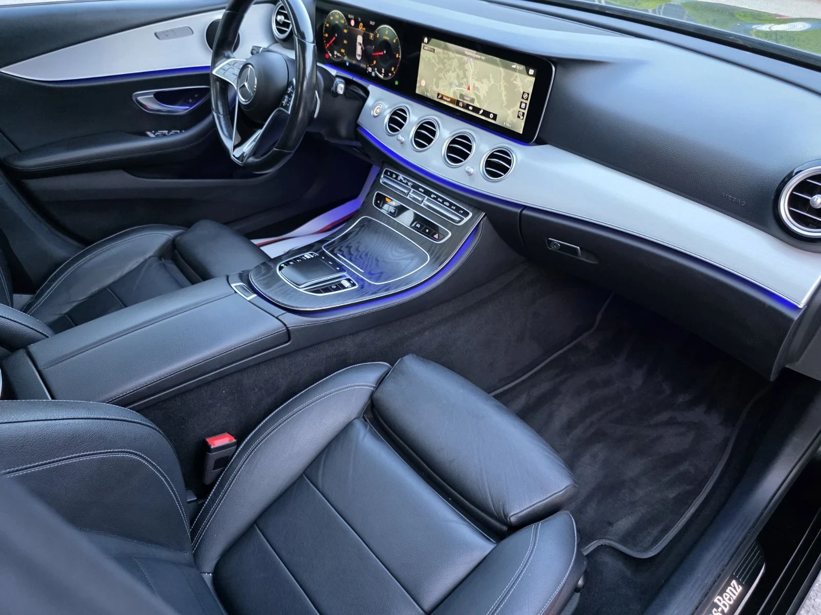Mercedes-Benz E 400 Топ състояние лизинг , снимка 16 - Автомобили и джипове - 55335343