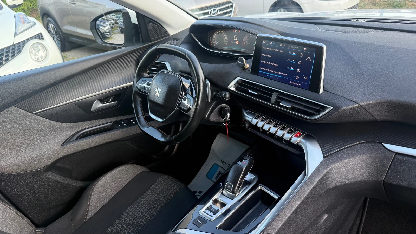 Peugeot 3008 1.6HDI* АВТОМАТ* ОБСЛУЖЕН* 139хил.км* СЕРВИЗ* EU6b, снимка 13 - Автомобили и джипове - 55570444
