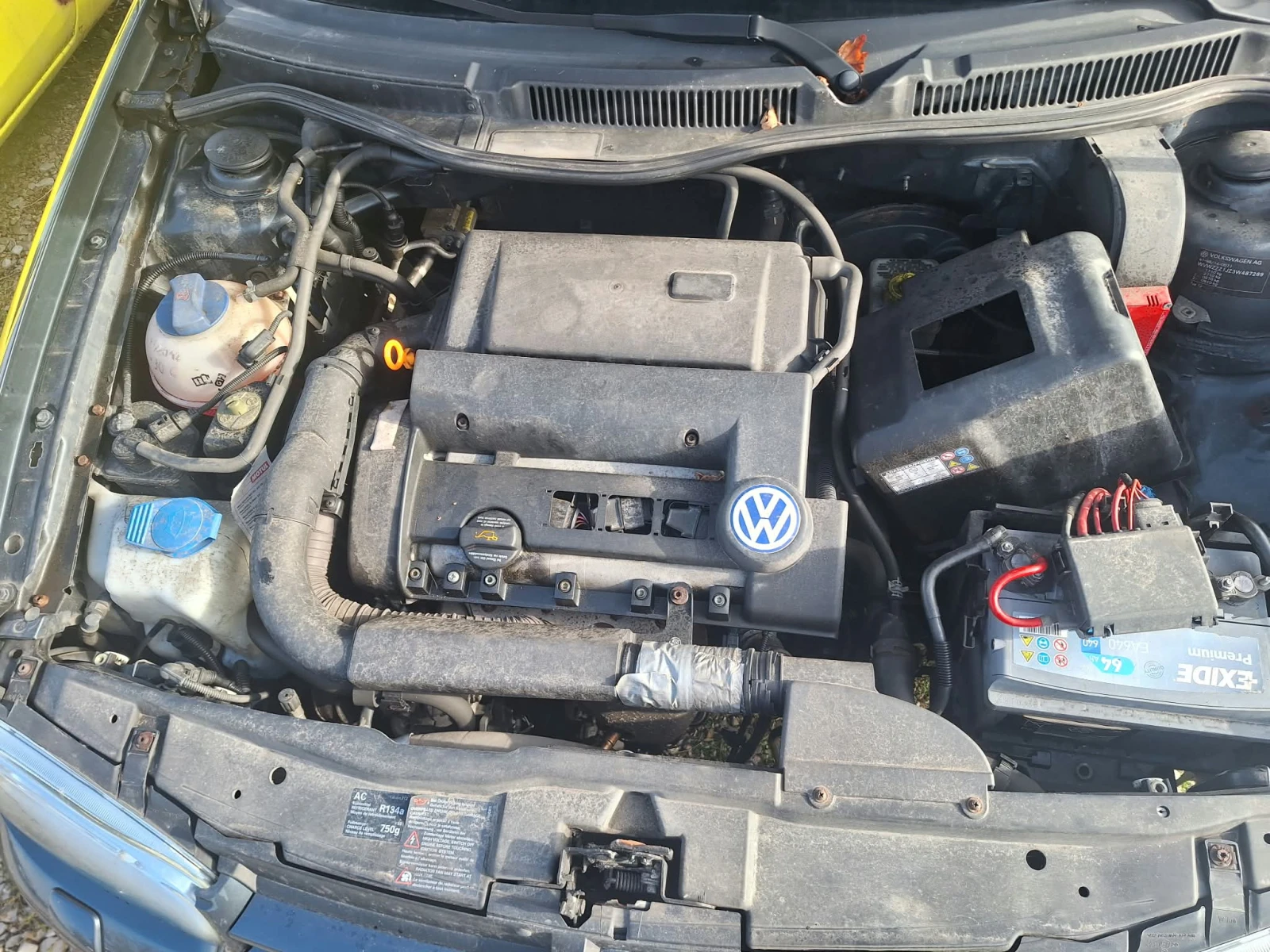VW Golf 1.4i klima, снимка 9 - Автомобили и джипове - 56744977
