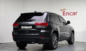 Jeep Grand Wagoneer, снимка 2 - Автомобили и джипове - 53692535