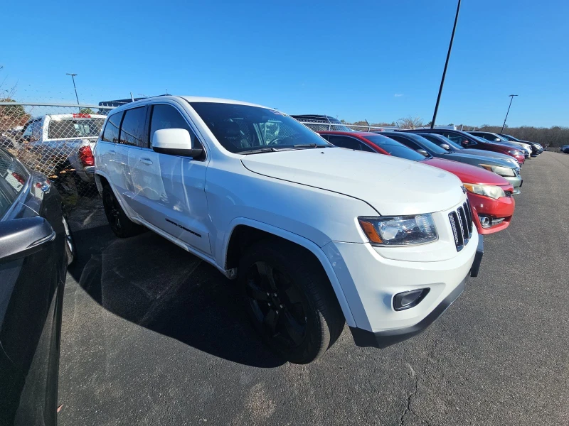 Jeep Grand cherokee Altitude Edition, снимка 1 - Автомобили и джипове - 48107629