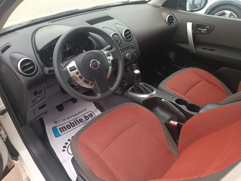Nissan Qashqai 1.5 dCi, снимка 7 - Автомобили и джипове - 52342389