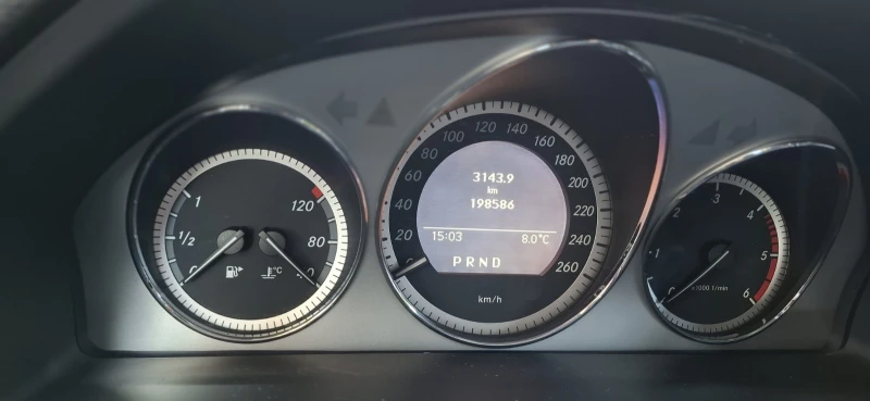 Mercedes-Benz GLK 220D, снимка 9 - Автомобили и джипове - 52876272