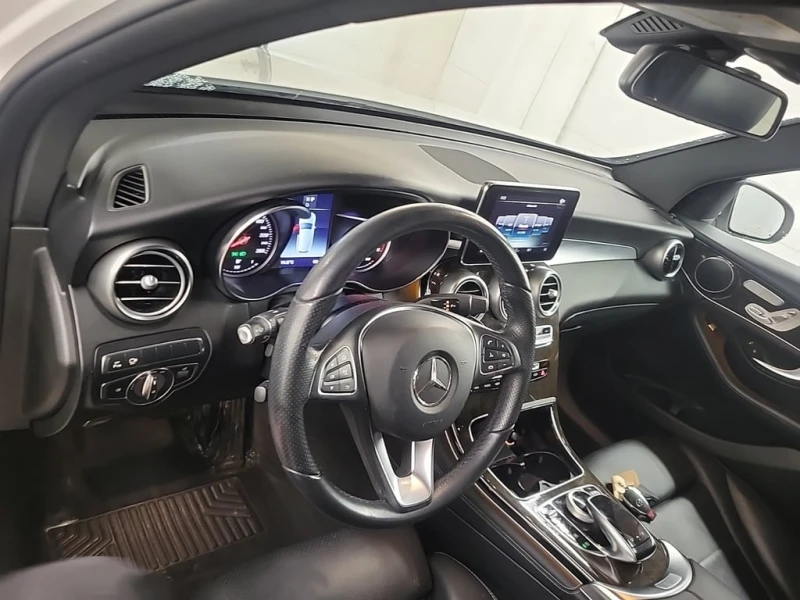 Mercedes-Benz GLC * 300 * CARFAX * ЦЕНА ДО БГ, снимка 9 - Автомобили и джипове - 52877178