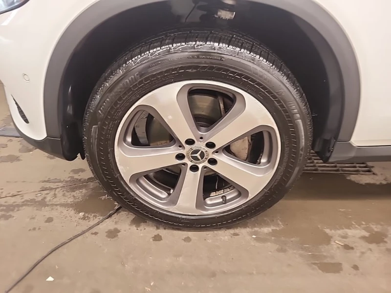 Mercedes-Benz GLC * 300 * CARFAX * ЦЕНА ДО БГ, снимка 15 - Автомобили и джипове - 52877178