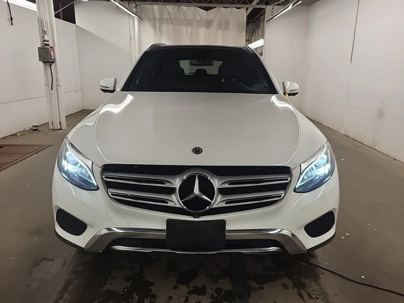 Mercedes-Benz GLC * 300 * CARFAX * ЦЕНА ДО БГ, снимка 2 - Автомобили и джипове - 52877178