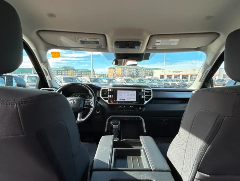 Toyota Tundra SR - изображение 7