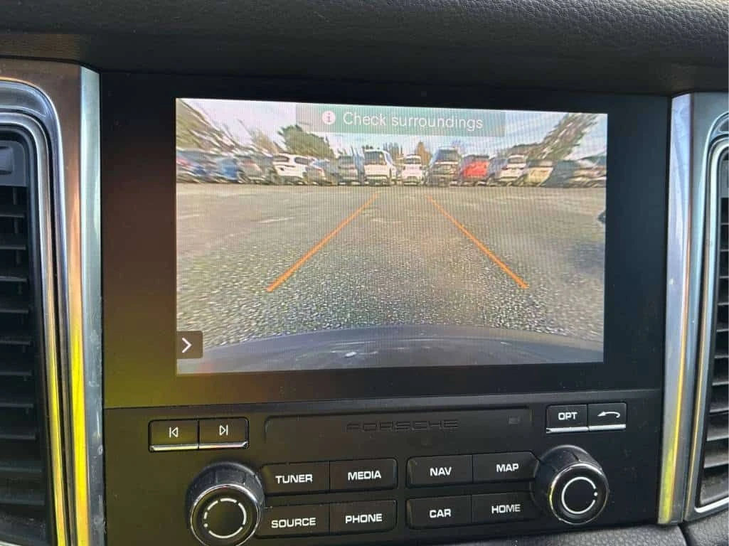 Porsche Macan * S * БЕЗ ЗАБЕЛЕЖКИ* ДВА КЛЮЧА * ПАНОРАМА* , снимка 17 - Автомобили и джипове - 53746143