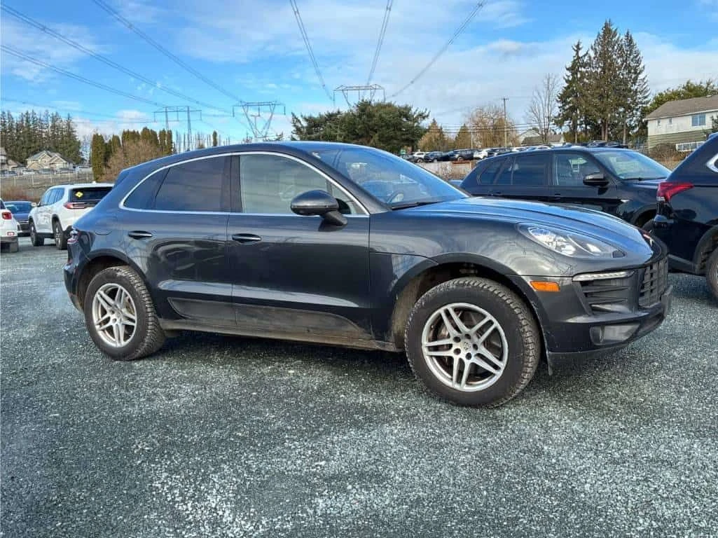 Porsche Macan * S * БЕЗ ЗАБЕЛЕЖКИ* ДВА КЛЮЧА * ПАНОРАМА*  - изображение 3