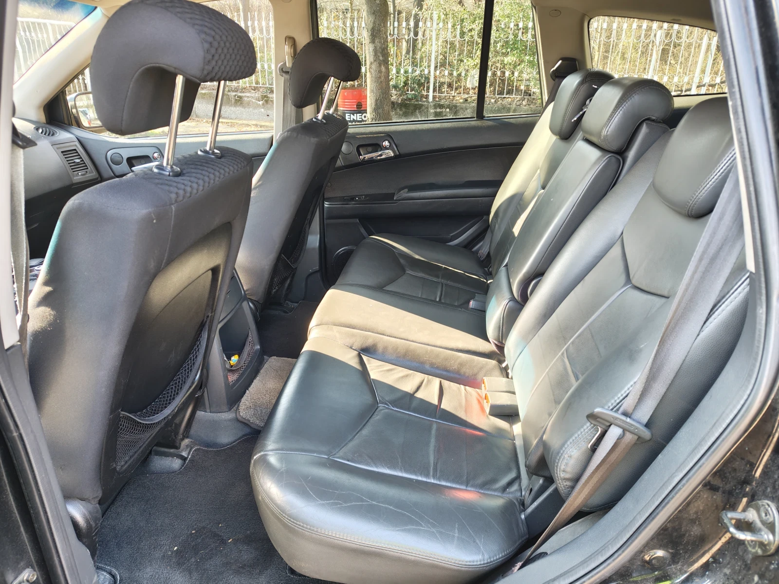 SsangYong Kyron, снимка 14 - Автомобили и джипове - 53805085