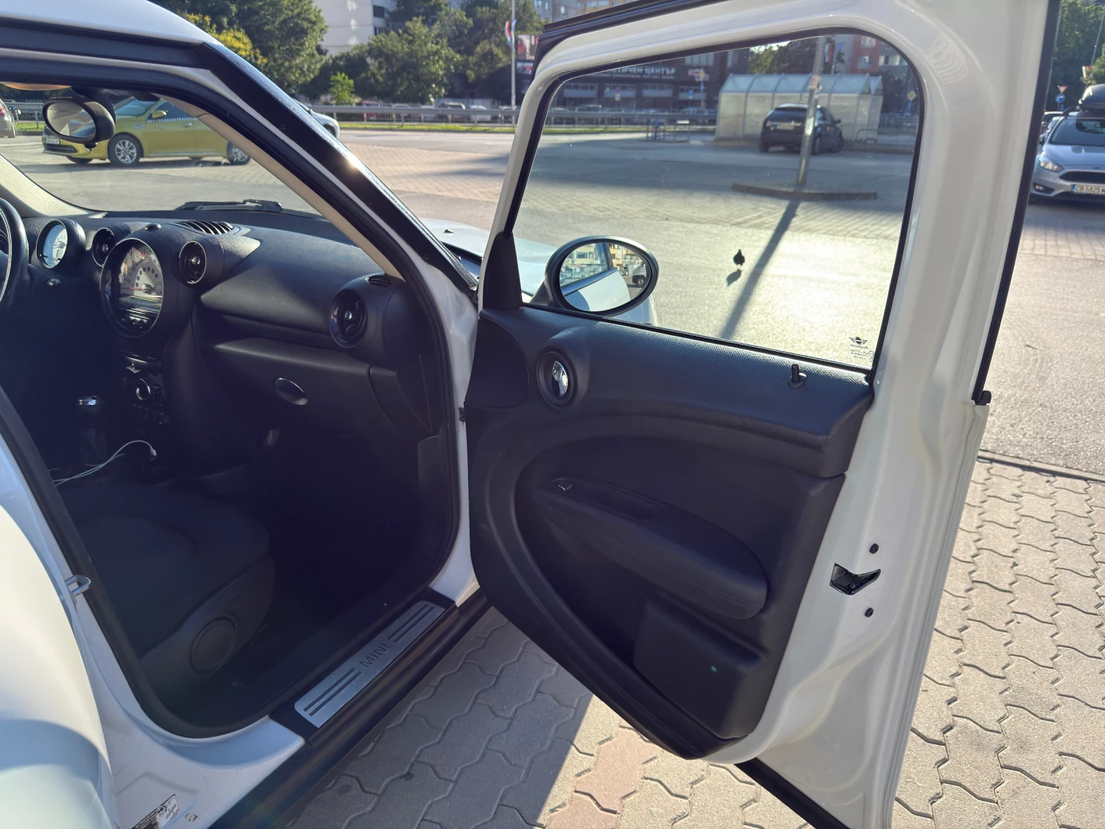Mini Countryman, снимка 9 - Автомобили и джипове - 55164077