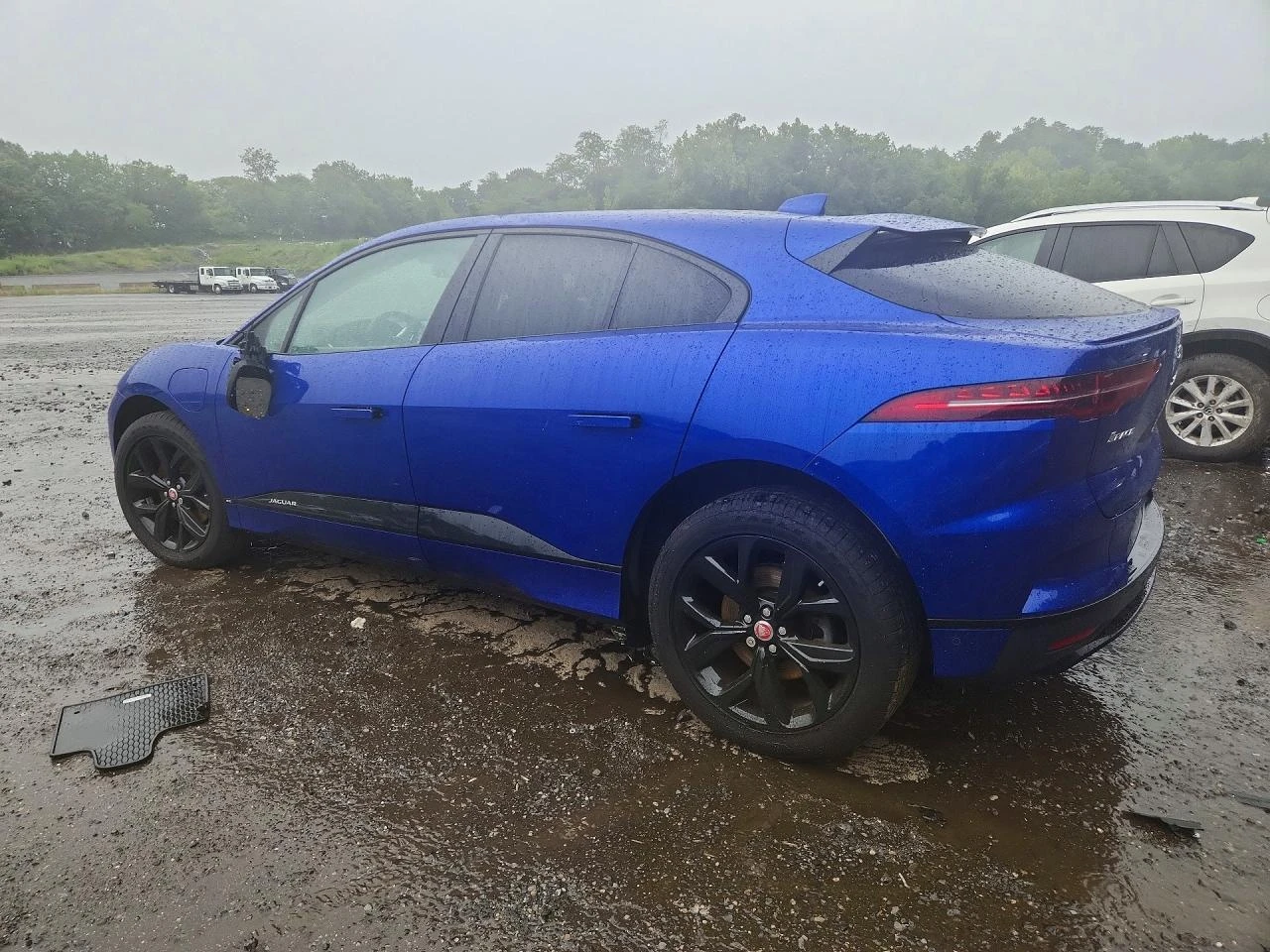 Jaguar I-Pace EV400 SE AWD, снимка 4 - Автомобили и джипове - 55485086