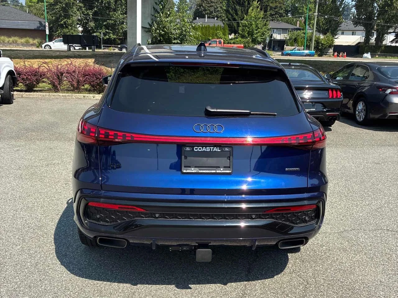 Audi Q5 Technik | CARFAX | АВТОКРЕДИТ БЕЗ ПЪРВОНАЧАЛНА , снимка 5 - Автомобили и джипове - 55593553