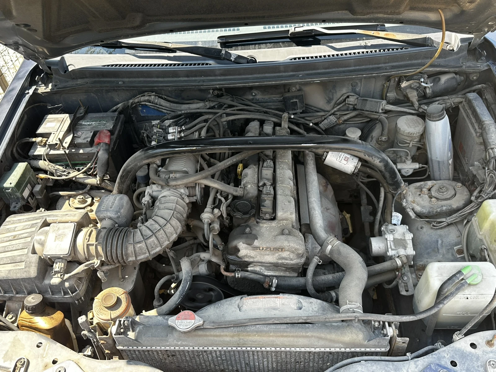 Suzuki Grand vitara 2.0i 4x4, снимка 13 - Автомобили и джипове - 55781368