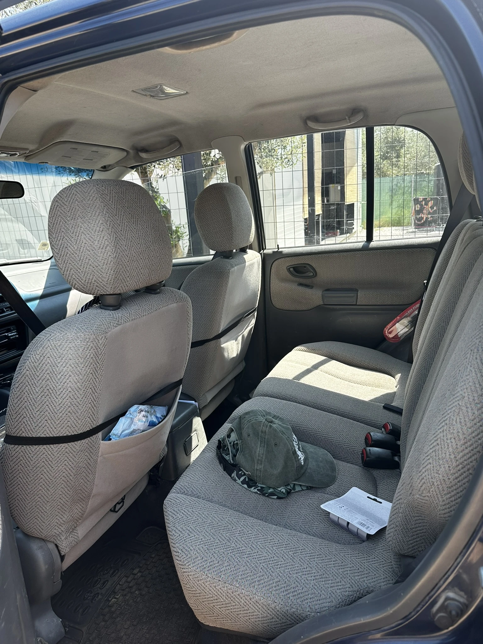 Suzuki Grand vitara 2.0i 4x4, снимка 11 - Автомобили и джипове - 55781368